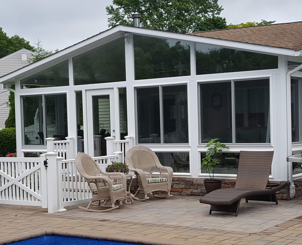 Sunscape Patio Rooms provides beautiful sunrooms, glass enclosures, awnings and more for all of Long Island.